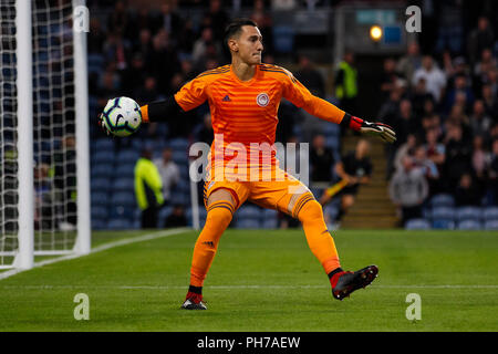 Burnley, Regno Unito. Il 30 agosto 2018. Andreas Gianniotis di Olympiakos durante la UEFA Europa League Play-Off Round seconda gamba match tra Burnley e Olympiakos a Turf Moor il 30 agosto 2018 a Burnley, Inghilterra. Credito: Immagini di PHC/Alamy Live News Foto Stock