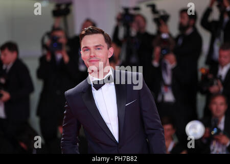 Venezia, Italia. Il 30 agosto, 2018. Attore Nicholas Hoult assiste la premiere del film 'L' preferito al settantacinquesimo Venice International Film Festival di Venezia (Italia), il 30 agosto 2018. Credito: Cheng Tingting/Xinhua/Alamy Live News Foto Stock