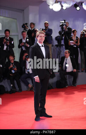 Venezia, Italia. Il 30 agosto, 2018. Attore Joe Alwyn assiste la premiere del film 'L' preferito al settantacinquesimo Venice International Film Festival di Venezia (Italia), il 30 agosto 2018. Credito: Cheng Tingting/Xinhua/Alamy Live News Foto Stock