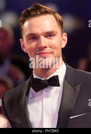 Venezia, Italia. Il 30 agosto, 2018. Nicholas Hoult assiste la premiere del "favorito" durante il 75° Festival del Cinema di Venezia al Palazzo del Cinema di Venezia (Italia), il 30 agosto 2018. | Utilizzo di credito in tutto il mondo: dpa/Alamy Live News Foto Stock