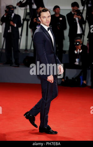 Venezia, Italia. Il 30 agosto 2018. Nicholas Hoult assiste il "favorito" première su agosto 30, 2018 a Venezia, Italia.(da Mark Cape/Insidefoto) Credito: insidefoto srl/Alamy Live News Foto Stock