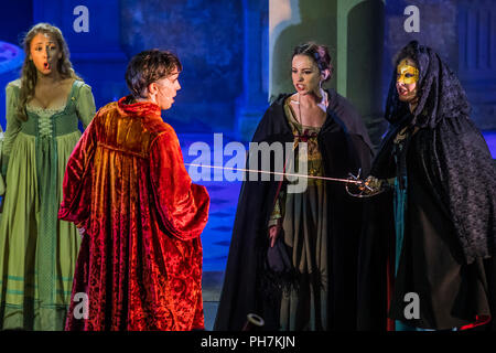 Firenze, Italia. Firenze, Italia. Il 29 agosto 2018. Serata di Apertura con il Mozart del Don Giovanni - dit: Guy Bell/Alamy Live News Credito: Guy Bell/Alamy Live News Foto Stock