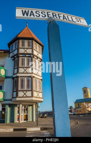 Nuovi edifici in stile coloniale in stile architettonico, Swakopmund, Erongo distretto, Namibia Foto Stock