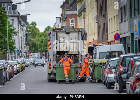 Muellauto, AWB Koeln, Nordrhein-Westfalen, Deutschland Foto Stock