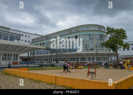 Barthonia-Forum, Venloer Strasse, Ehrenfeld, Koeln, Nordrhein-Westfalen, Deutschland Foto Stock