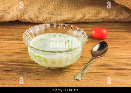 Riso tagliatelle in latte di cocco e sciroppo Foto Stock