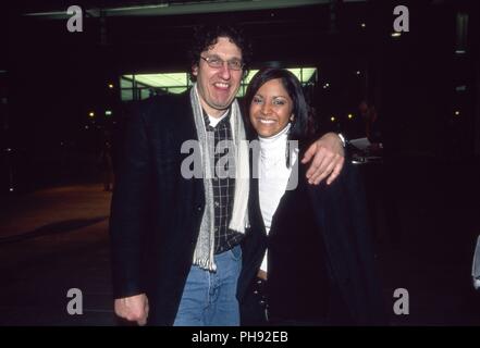Andrea Josten, Kandidatin bei der Ersten Staffel von 'Deutschland sucht den Superstar' in Köln, Deutschland 2001. Andrea Josten da 'Deutschland tali Foto Stock