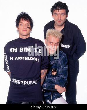 'Die Ärzte', deutsche band punkrock, beim riprese in Landshut, Deutschland 1995. Il tedesco punk rock band 'Die Aerzte' durante un servizio fotografico a Landshut, Foto Stock