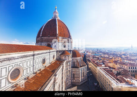 Vista della cattedrale di Santa Maria del Fiore a Firenze Foto Stock