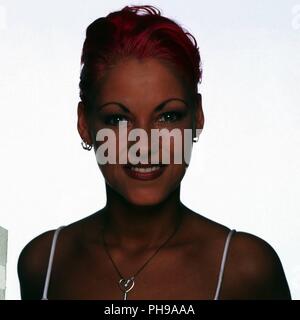 Signora Danii von 'Mr. Presidente', deutsche Eurodance Musikgruppe, bei einem Promoshoot in München, Deutschland 1995. Signora Danii di tedesco eurodance grou Foto Stock