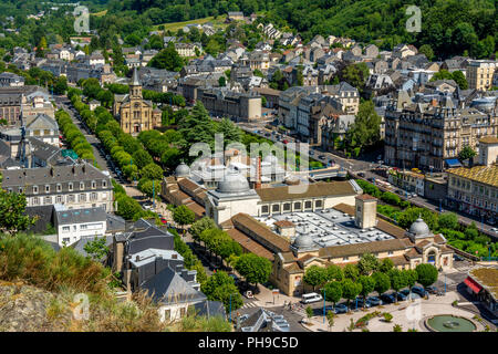 Città termale di la Bourboule, Parc Naturel Regional des Volcans d'Auvergne, Parco Naturale Regionale dei Vulcani d'Auvergne, Puy de Dome , Auvergne, Francia Foto Stock