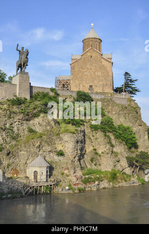 La scultura del re Wachtang I. Gorgassali a Tbilisi, Georgia Foto Stock