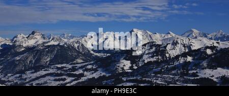 Splendida vista dal Rellerli ski area, Svizzera Foto Stock