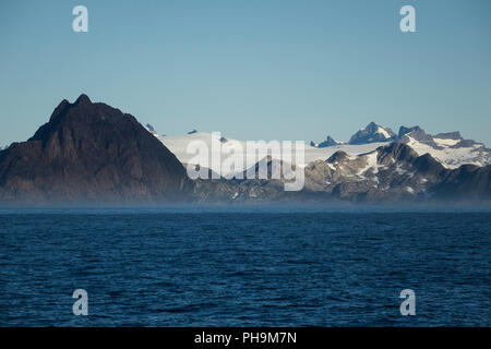 La Danimarca Groenlandia, East coast approachin Prince Christian Sound Foto Stock