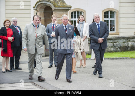 Il principe Charles visita il suo cousinship, castello Langenburg, Germania Foto Stock