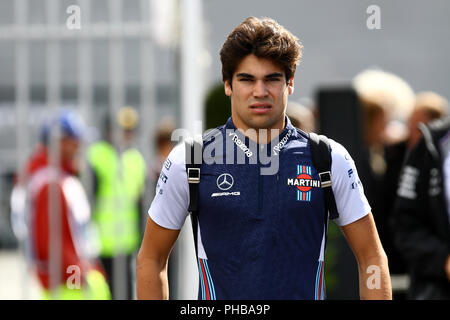 Monza, Italia. 1 Settembre, 2018. Passeggiata di lancia del Canada e Williams Martini nel paddock durante il Gran Premio di Formula Uno di credito Italia: Marco Canoniero/Alamy Live News Foto Stock