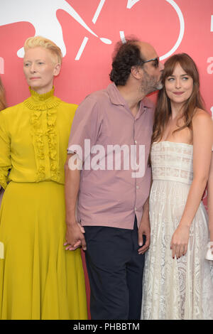 Venezia, Italia. 01 Sep, 2018. 75° Festival del Cinema di Venezia, Photocall film "uspiria'. Nella foto: Luca Guadagnino Dakota Johnson, Tilda Swinton Credit: Indipendente Agenzia fotografica/Alamy Live News Foto Stock