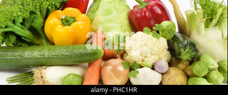 Una disposizione di verdura fresca frutta dal mercato Foto Stock