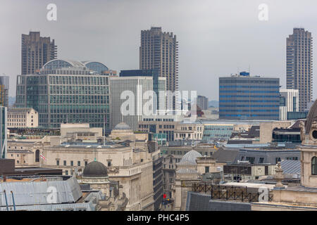 King William Street, City of London, Cityscape dal Monumento al Grande Incendio di Londra, London, England, Regno Unito Foto Stock