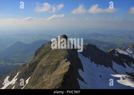 Estate nuvole sopra il Monte Girenspitz, vista dal Monte Santis. Foto Stock