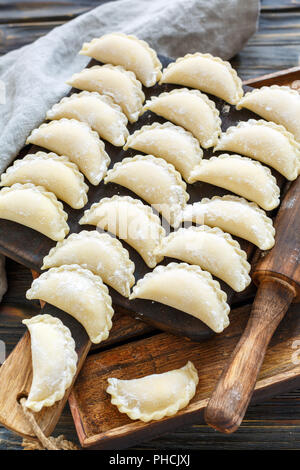 Gnocchi fatti in casa con ricotta per la cottura. Foto Stock