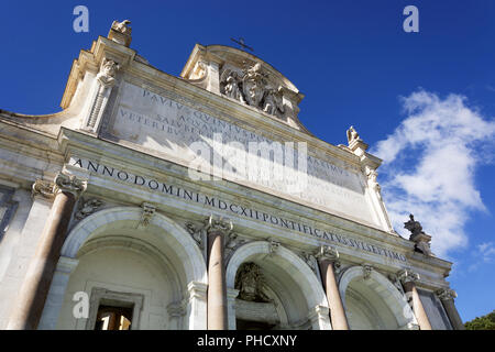 Fontana dell'Acqua Paola a Roma Foto Stock