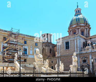 Fontana Pretoria, Palermo, Sicilia, Italia Foto Stock