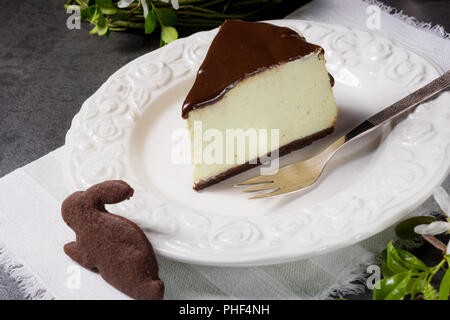 Molla di torta di formaggio con pistacchi Foto Stock