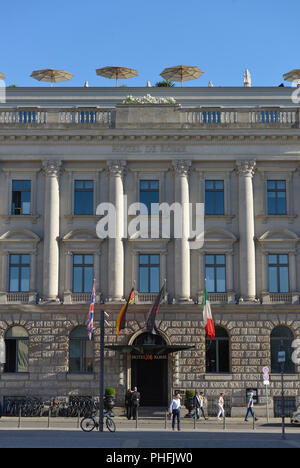 Hotel de Rome, Behrenstrasse, nel quartiere Mitte di Berlino, Deutschland Foto Stock