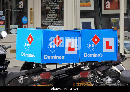 Domino's Pizza consegna scooter Foto Stock