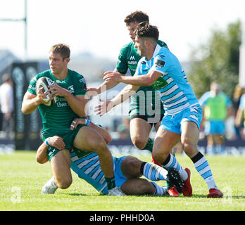 Campo Sportivo di Galway e Galway, Irlanda. 1 Sep, 2018. Guinness Pro14 rugby, Connacht rispetto a Glasgow; Kyle Godwin tiene la palla per il Connacht Credito: Azione Sport Plus/Alamy Live News Foto Stock