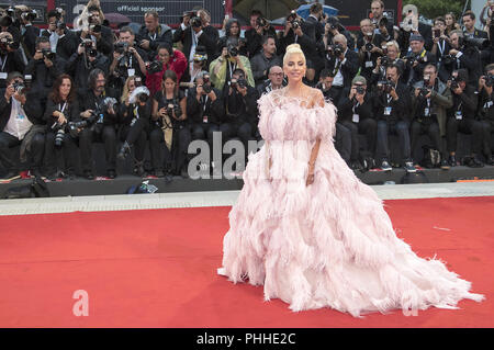 Venezia, Italia. 31 Agosto, 2018. Lady Gaga frequentando il 'è nata una stella' premiere al settantacinquesimo Venice International Film Festival presso il Palazzo del Cinema il 31 agosto a Venezia, Italia | Utilizzo di credito in tutto il mondo: dpa/Alamy Live News Foto Stock