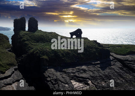 Leccare il castello nella contea di Kerry Irlanda sul selvaggio modo atlantico Foto Stock