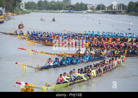 Thailandia ISAN PHIMAI barca lunga gara Foto Stock