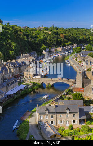 Villaggio Dinan in Bretagna - Francia Foto Stock