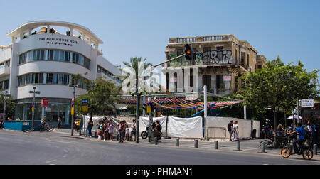 Vecchio e Nuovo Tel Aviv Foto Stock