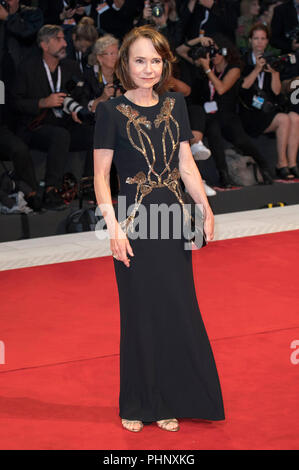 Venezia, Italia. Il 1° settembre 2018. Jessica Harper frequentando il 'Suspiria' premiere al settantacinquesimo Venice International Film Festival presso il Palazzo del Cinema il 01 settembre 2018 a Venezia, Italia Credito: Geisler-Fotopress GmbH/Alamy Live News Foto Stock