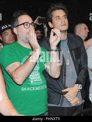 Chicago, Illinois, Stati Uniti d'America. 1 Sep, 2018. Il cantante John Mayer assiste il venduto fuori "Tutti nell' evento presso il Centro Sears il 1 settembre 2018 a Chicago, Illinois. Credito: Giorgio Napolitano/media/punzone Alamy Live News Foto Stock