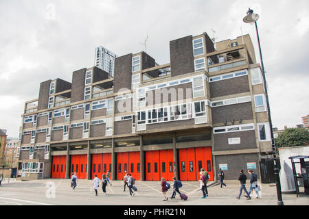 Shoreditch la stazione dei vigili del fuoco, Old Street, Hoxton, London EC1, Regno Unito Foto Stock