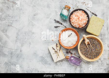 Elementi di igiene per il bagno e spa. Foto Stock