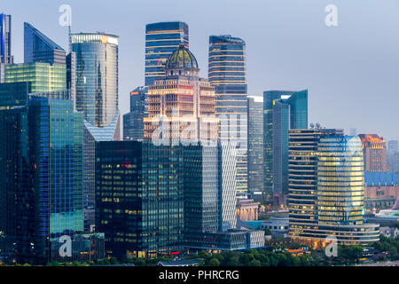 Edificio moderno closeup a Shanghai Foto Stock