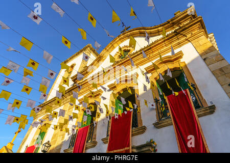 Santa Rita de Cássia chiesa si trova a Paraty, una delle prime città in Brasile dove i portoghesi hanno lasciato le loro impronte digitali in architecture o Foto Stock