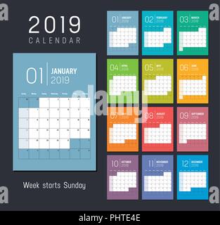 Anno 2019 calendario colorate, settimane inizio Domenica - template vettoriale. Illustrazione Vettoriale