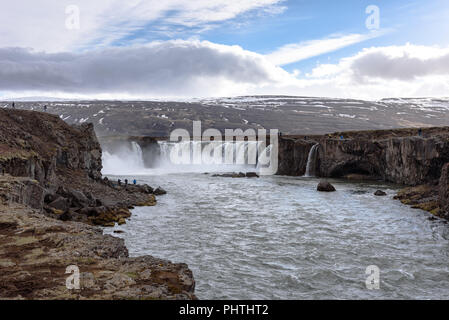 Cascate Godafoss durante il giorno nella zona nord-est di Islanda Foto Stock