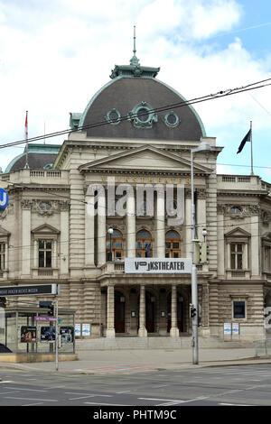 Vienna, Austria - 19 Giugno 2018: il Volkstheater nella capitale austriaca a Vienna - Austria. Foto Stock