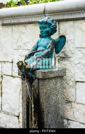 Batumi, Georgia / Luglio 10, 2018: architettura della vecchia Batumi famosa Piazza piazza vicino al porto di Batumi Foto Stock