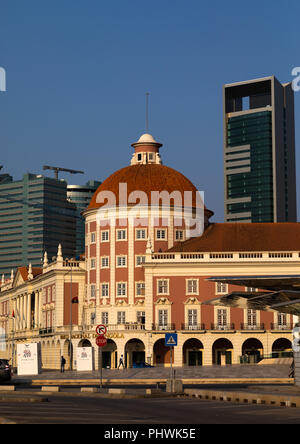 Banco Nacional de Angola, Provincia di Luanda, Luanda, Angola Foto Stock