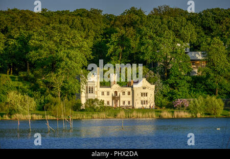 Kleines Schloss Babelsberg, Potsdam, Brandeburgo, Deutschland Foto Stock