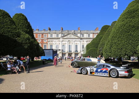 East Avenue, Concours di eleganza 2018, 2 settembre 2018. Il Palazzo di Hampton Court, Londra, Regno Unito, Europa Foto Stock