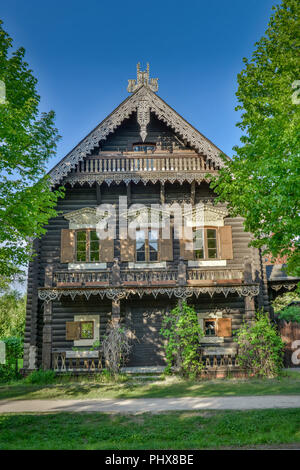 Holzhaus, Russische Kolonie Alexandrowka, Potsdam, Brandeburgo, Deutschland Foto Stock